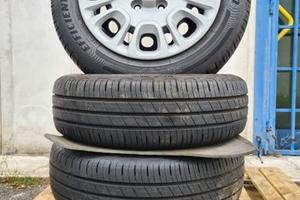 Cerchi e Gomme Fiat Panda (175/65-R14)