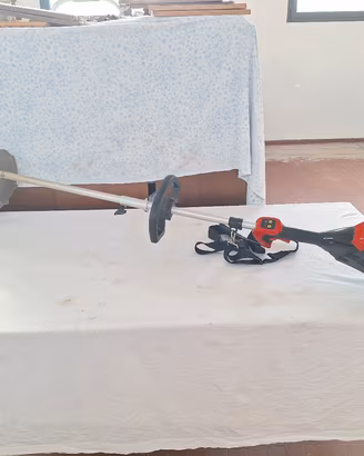 Decespugliatore tagliaerba  Snapper a batteria