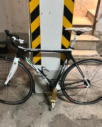 bici da corsa professionistica ROI