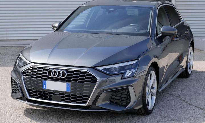 AUDI A3 Sportback 2.0 (35) Tdi 150cv S-tr. S-Lin