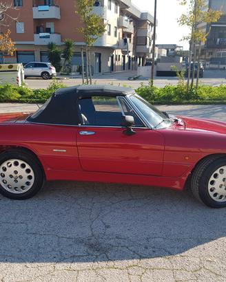 Alfa Romeo Duetto 2000 Quadrifoglio 