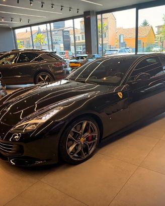 FERRARI GTC4 Lusso GTC4Lusso T