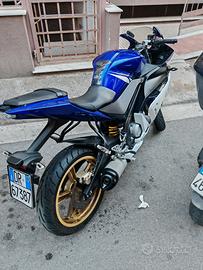Yamaha yzf r125