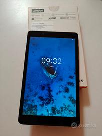 Tablet Lenovo TAB E8