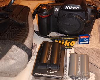 Nikon D90  18-55mm AF-S DX f/3.5-5.6G VR  perfetta