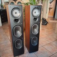 Diffusori  a torre KEF Q75+ centrale Kef Q9c 