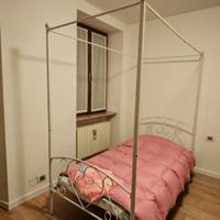 letto a baldacchino bambina