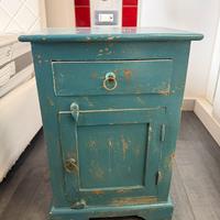 Coppia comodini antichi