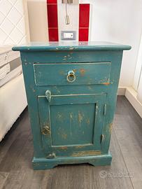 Coppia comodini antichi