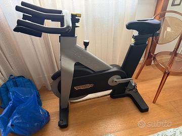 Bike spinning Technogym