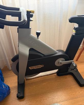 Bike spinning Technogym