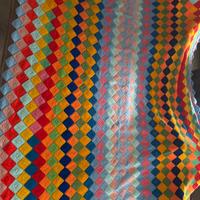 coperta fatta a mano a uncinetto