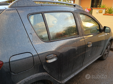 Dacia Sandero steep way