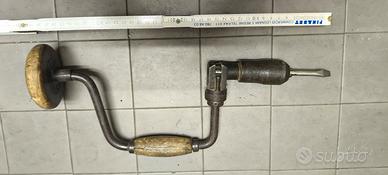 Trapano/cacciavite a mano antico