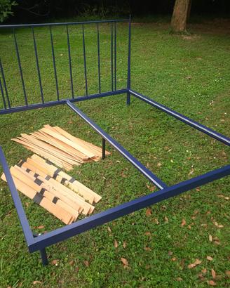 Letto matrimoniale in metallo blu 180 x 200 cm