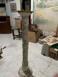 Statue e colonna