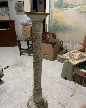 Statue e colonna