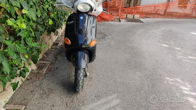Vespa ET4
