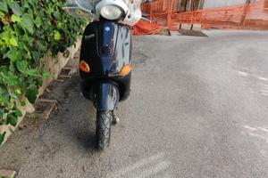 Vespa ET4