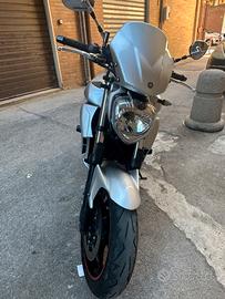 F Z 6  YAMAHA