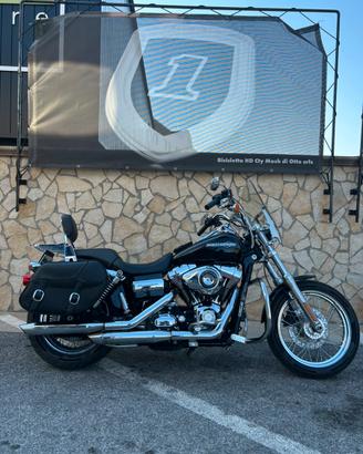 Harley Davidson Dyna super glide 2011