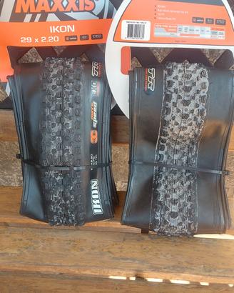 maxxis ikon 29× 2.20