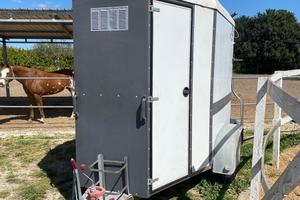 Trailer trasporto cavalli