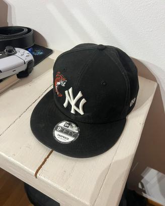 Capelli New Era