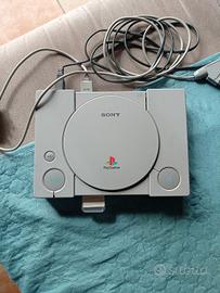 console PlayStation 1 con  attacchi