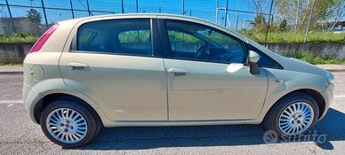 GRANDE PUNTO 1,2 BENZINA X NEOPATENTATI GOMME NUOV