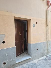 Trivani arredato Palazzo Torremuzza