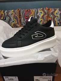 sneakers Guardiani nere