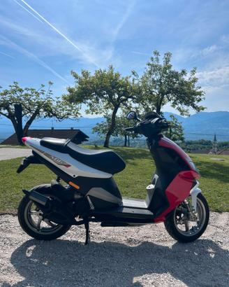 Piaggio NRG 50 power scooter sportivo e affidabile