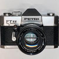 Petri FT EE con 55mm 1,7