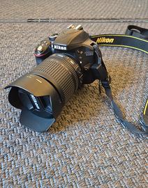Nikon D3300 + 18-105 VR + Wi-Fi, Schede e Borsa  