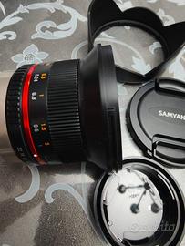 Samyang F2.0 12mm per Fuji pari al nuovo.