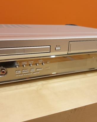 DVD/VHS/Hi-Fi  aiwa ( sony) 
