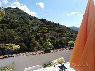 Appartamento con terrazzo vendita ceriana liguria
