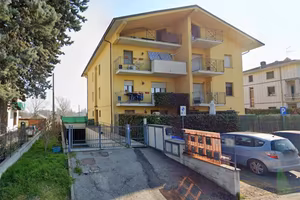 Box / Garage di 15 m² a Fontevivo