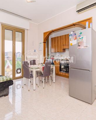 Trilocale con box