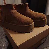 UGG MINI DIPPER