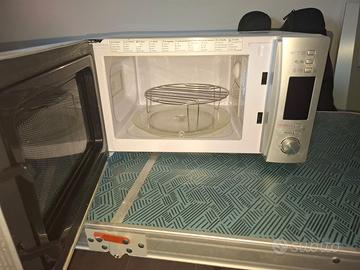 Micronde Candy, modello CMXG20DS