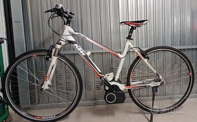ebike bici elettrica KTM Macina Cross