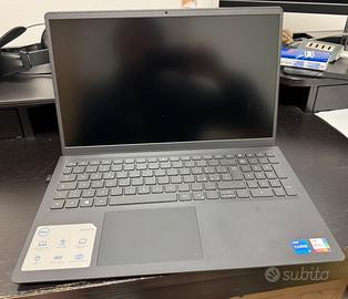 Portatile Dell Inspiron 15 3530