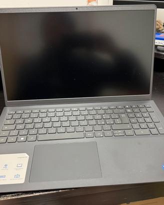 Portatile Dell Inspiron 15 3530