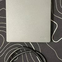 Hard Disk Esterno 4TB 2.5" Seagate ha solo 263 ore