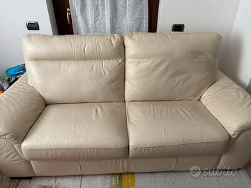 2 divani in pelle