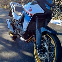Honda XL Transalp 750 modello 2025