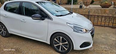 Peugeot 208 1.2 Puretech 110cv (81kw)