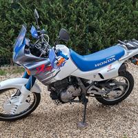 Honda dominator nx 650 